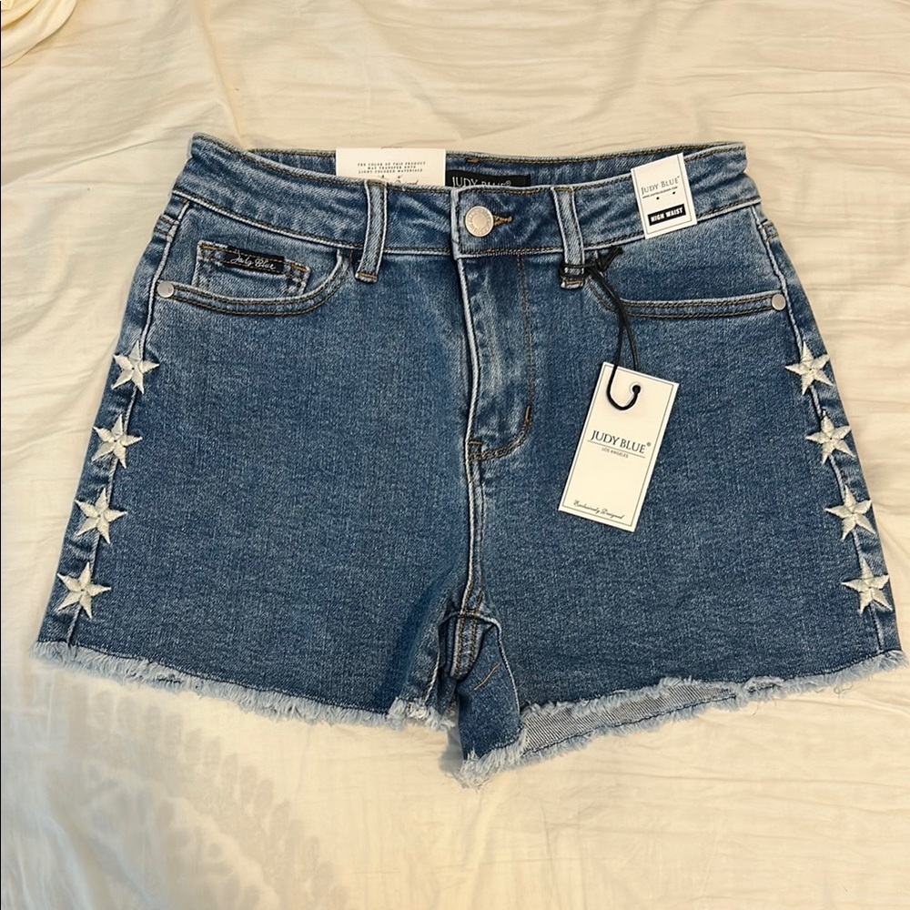Judy Blue Jean Shorts Distressed Cut-Off star embroidered